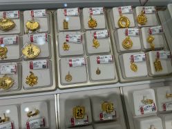 -周大生CHOW TAI SENG(成山路巴黎春天店)