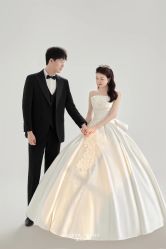 -金夫人婚纱摄影(西昌店)