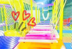 -蹦贝运动中心·蹦床·攀岩·闯关(龙岗店)