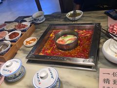 -月满大江火锅(总府路店)