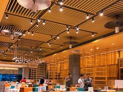 大堂-稻香酒家·34年老字号·港式粤菜(汉街店)