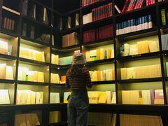 -钟书阁(松江泰晤士小镇店)