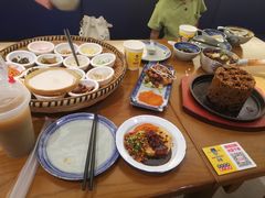 -包整·丝娃娃(一览甲秀楼风景店)