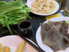 -小牛家村·贵州黄牛肉火锅(梦想小镇二分店)