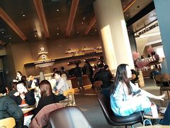 -星巴克臻选(上海合生汇1F店)