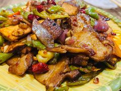 -特色酱椒鱼私房菜(黄鹤楼店)
