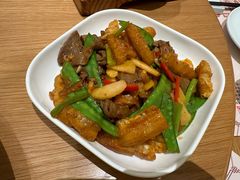 -顺风汤馆·广府粤菜(江宸天街店)