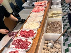 -天成·潮州牛肉脆肉鱼生蚝自助火锅