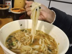 -矮子粉店1985·长沙米粉(湘春路店)