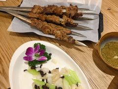 -贯贯吉·清真餐厅(浙江中路店)