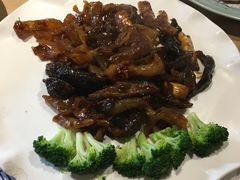 葱烧海参蹄筋-顺承小院儿