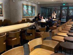 大堂-星巴克(苏州泰华店)