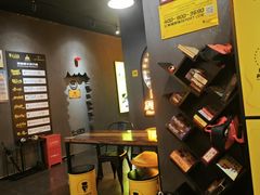 -荒岛实景沉浸密室(江汉路1店)