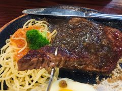 -皇品世家牛排(七一路店)