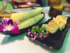 丝滑响铃卷-六少·猪肚包鸡火锅(卓悦INTOWN店)