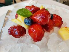 冰镇菠萝咕咾肉-泰悦一品·粤菜·烤鸭·茶点(金融街店)