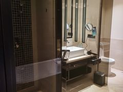 -三亚湾海居铂尔曼度假酒店