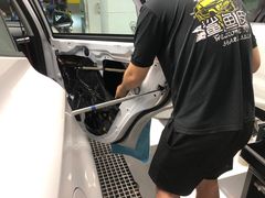 -鲨鱼皮汽车凹陷玻璃修复(静安店)