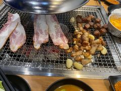 -肉甲韩国木炭烤肉(新壹街1店)