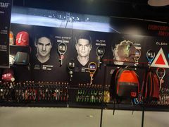 -YONEX苗江运动城(源深店)