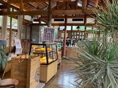 面包甜点陈列柜-莫催咖啡