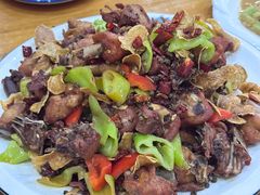 -美顺香食府鱼头老店(雪野湖店)