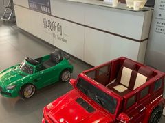 -天津波士信达奔驰4S店(卫津南路店)