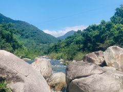 -海南热带雨林国家公园吊罗山景区