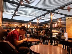 大堂-星巴克(杭州东站东到达店)