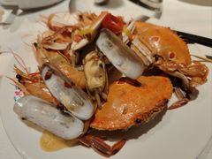 -领鲜活海鲜榴莲自助火锅(东门店)