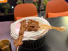 -何师烧烤Pro ·江湖川菜·小龙虾·精酿啤酒(太古里旗舰店)