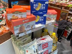 零售区-来伊份(燕山路二店)