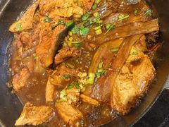 -咱屯子铁锅炖直营店(保利店)