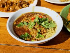 炸酱面-松山湖凯悦酒店·Café自助餐厅·周末火舞秀表演
