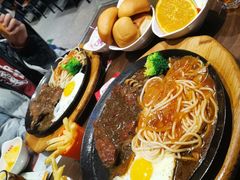 香嫩菲力牛排套餐-豪享来中西餐厅(隆昌店)