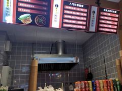 -侯志伟纯手工酸辣粉(荣民时代广场店)