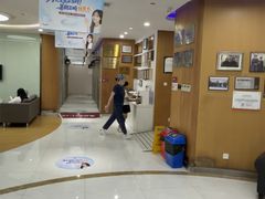 -雅悦齿科(顾村公园店)