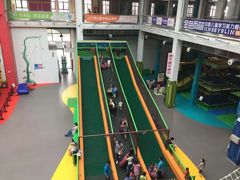 -蒙特利亲子乐园