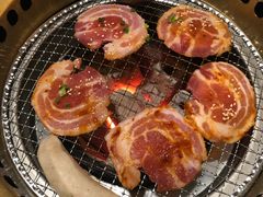 -山川小町·极番烧肉(新地假日广场店)