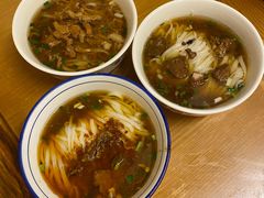 -矮子粉店1985·长沙米粉(湘春路店)