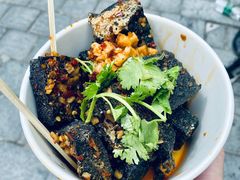 黑色经典臭豆腐-黑色经典臭豆腐·湖南特产(坡子街店)