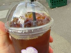 -FLOVIE FLORIST CAFE