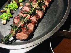 炭火炙烤M9和牛西冷-wann lounge 低温慢煮牛排·清吧