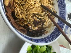 -沪西老弄堂面馆(定西路店)