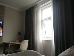 -汉庭优佳(成都一品天下蜀汉路东地铁站店)