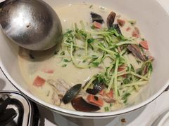 -洈水谣 · 地道荆州松滋菜(菱角湖公园店)