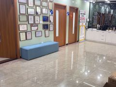 -茂菊口腔连锁(浦东南路店)