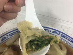 菜肉馄饨-古徽州馄饨店(宝安路店)
