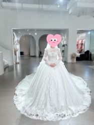 -艾米丽婚纱礼服