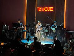 -TZ House音乐现场(来福士中心店)
